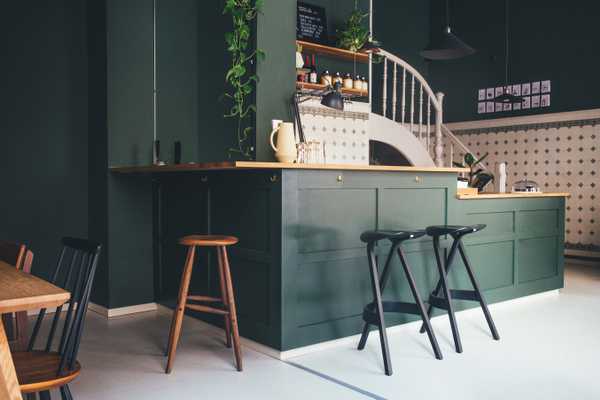 Kaffeeküche und Theke im Café lauritz | Tischlermeister Richard Wintermann