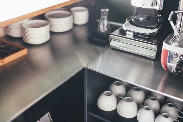 Kaffeeküche und Theke im Café lauritz | Tischlermeister Richard Wintermann